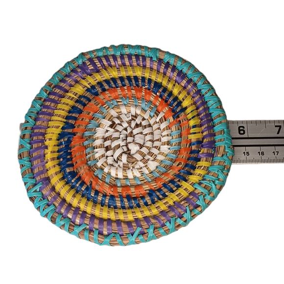 Large Colorful Woven Coasters Rattan And Plastic Multicolor 5.5" Set Of Four (4) - Picture 10 of 10